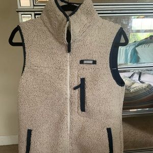 Columbia vest